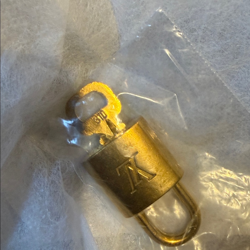 Louis Vuitton Brass Lock and Key Set #310 - Picture 2 of 3